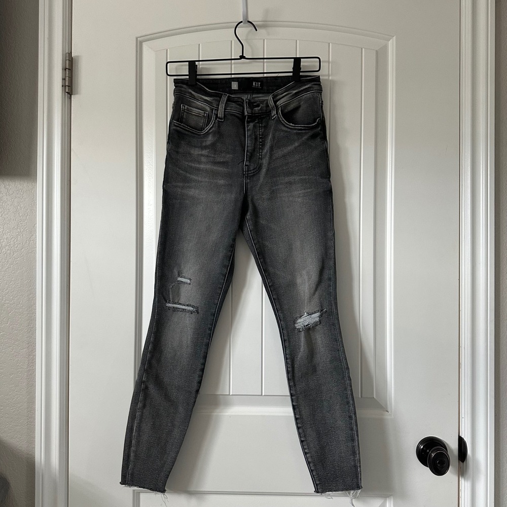 KUT from the Kloth Connie Ankle Skinny Distressed Gray Wash Jeans‎ Size 2